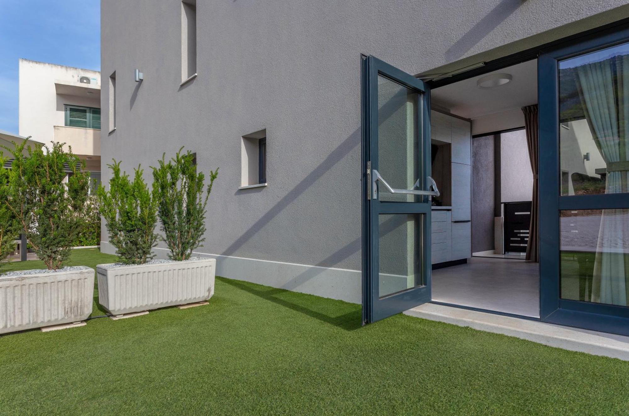 ボルGrey Houseアパートメント エクステリア 写真